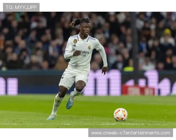 恩德里克法甲重生之路：从皇马板凳到里昂核心的蜕变